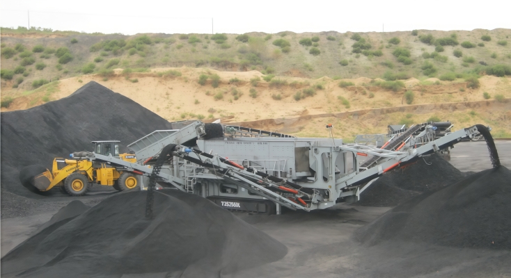 crawler type mobile crusher