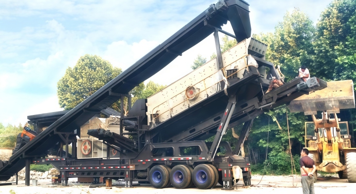 China wheel-mounted stone crushing plant